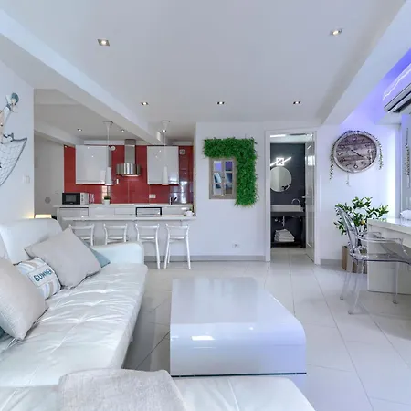 דירה Ambient By Interhome רוביני