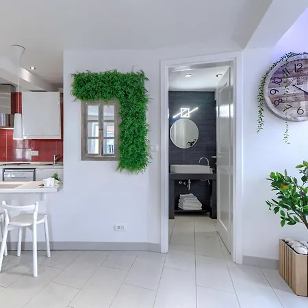 Ambient By Interhome רוביני